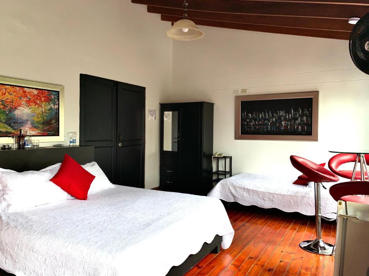 Hotel Lleras Premium #1 Медельїн Екстер'єр фото