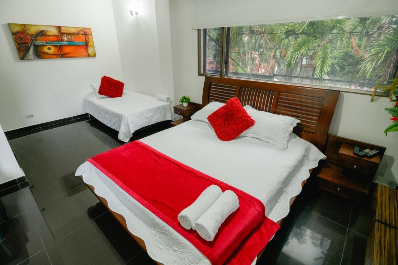 Hotel Lleras Premium #1 Медельїн Екстер'єр фото